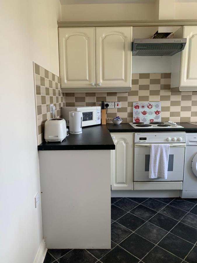 Newcastle Townhouse Apartment Голуей Екстериор снимка