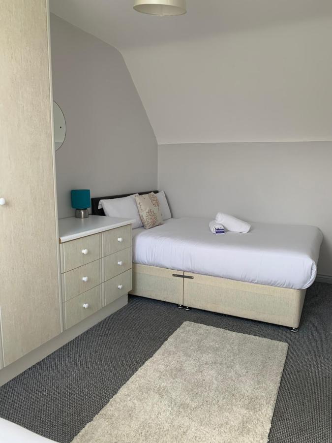 Newcastle Townhouse Apartment Голуей Екстериор снимка