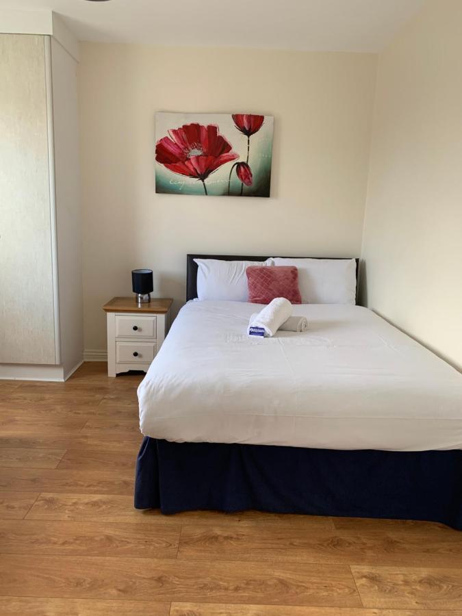 Newcastle Townhouse Apartment Голуей Екстериор снимка
