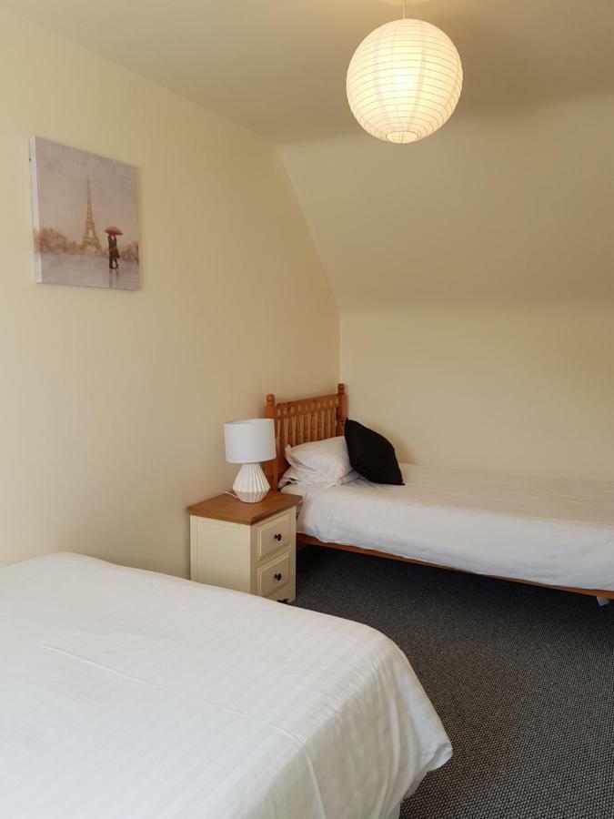 Newcastle Townhouse Apartment Голуей Екстериор снимка